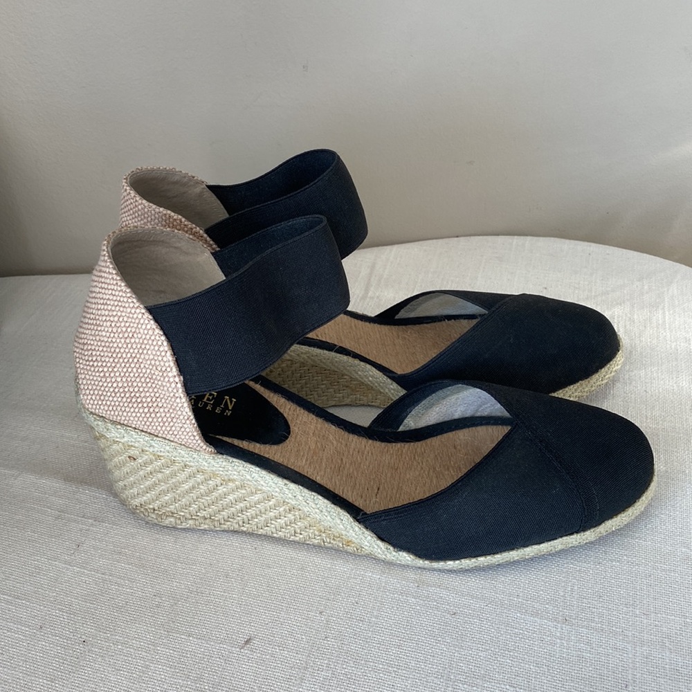 Ralph Lauren Espadrille Sandal Size 9 in box. Black Tan Jute